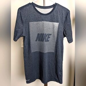 Nike, The Nike Tee, Dri-Fit, Athletic cut, Size small, charcoal gray